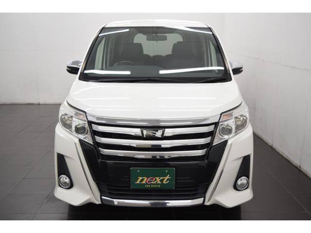 Toyota NOAH 2015-06 7814610-6