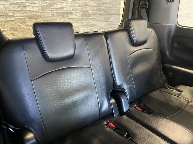 Toyota NOAH 2017-03 7814649-18