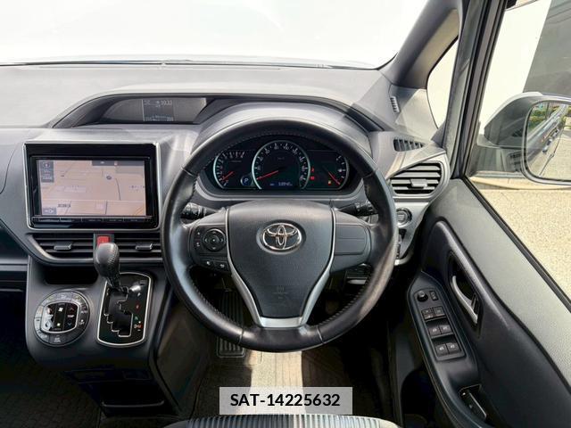 Toyota NOAH 2014-09 7814710-11
