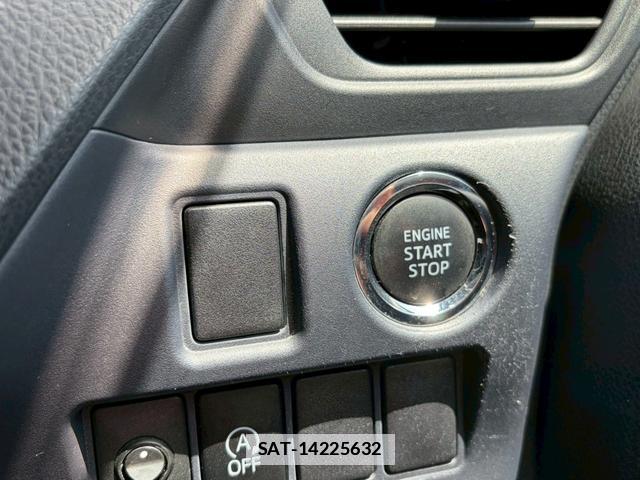 Toyota NOAH 2014-09 7814710-16