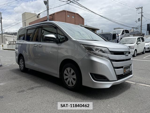 Toyota NOAH 2018-10 7815280-12