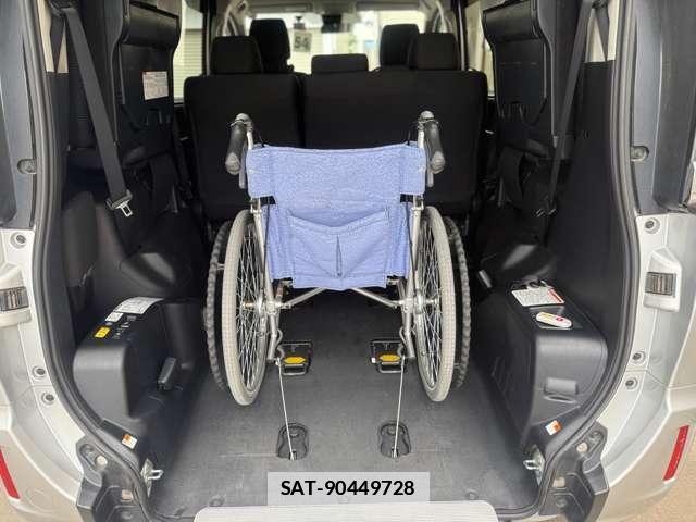 Toyota NOAH 2021-05 7815309-8