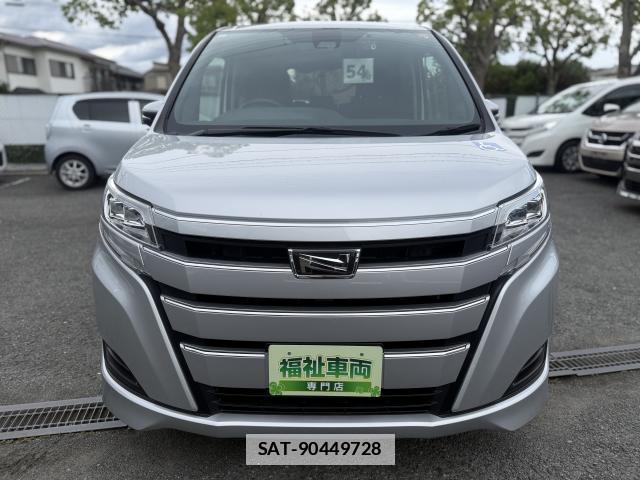 Toyota NOAH 2021-05 7815309-9