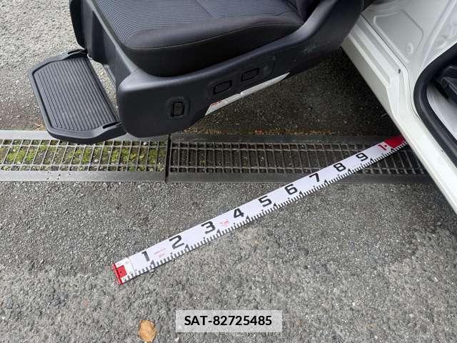 Toyota NOAH 2021-02 7815311-17