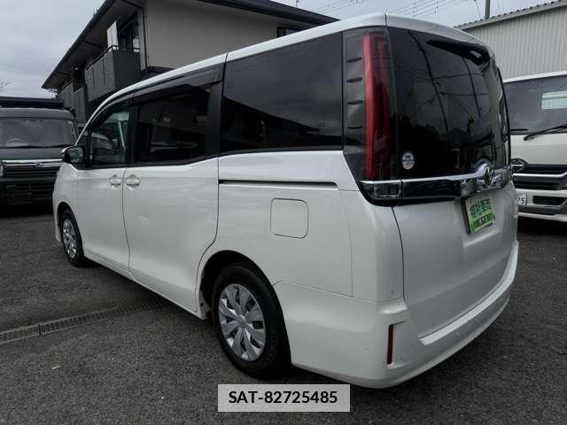 Toyota NOAH 2021-02 7815311-5