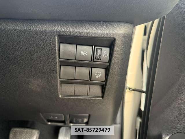 Toyota NOAH 2024-03 7815313-12