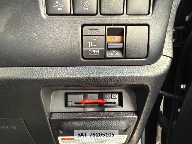 Toyota NOAH 2020-01 7815315-12