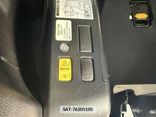 Toyota NOAH 2020-01 7815315-4