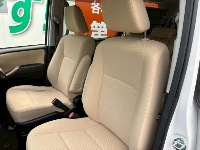 Toyota NOAH 2015-03 7815319-15