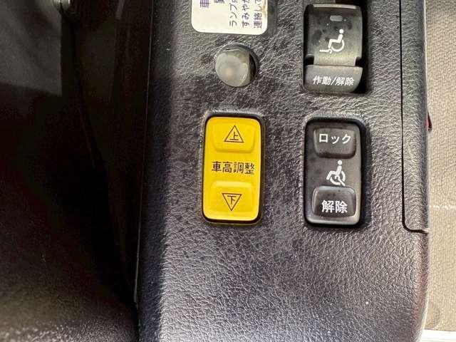 Toyota NOAH 2015-03 7815319-3