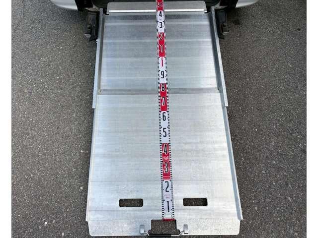 Toyota NOAH 2015-03 7815319-6