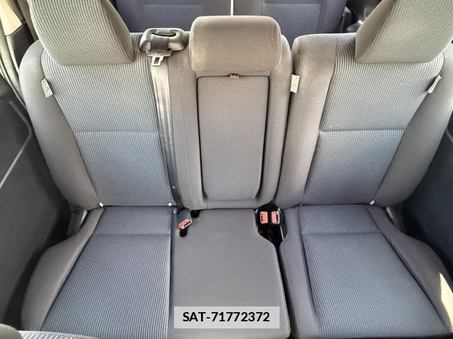 Toyota NOAH 2021-04 7815320-17