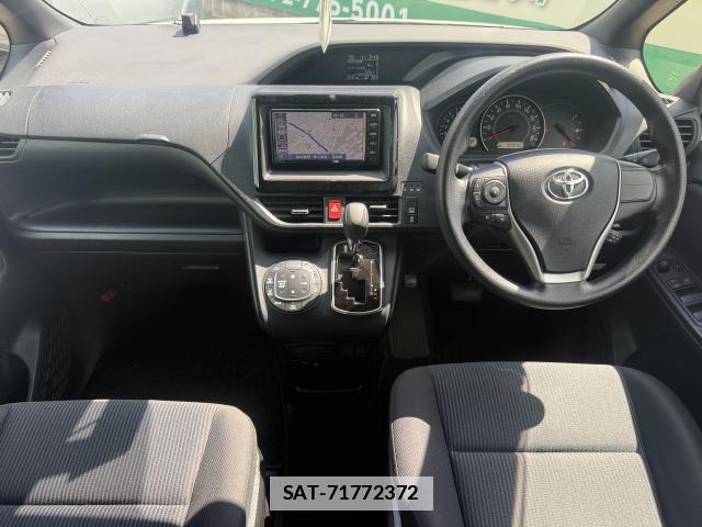 Toyota NOAH 2021-04 7815320-8