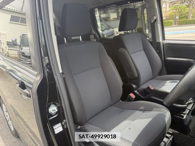 Toyota NOAH 2020-01 7815325-16