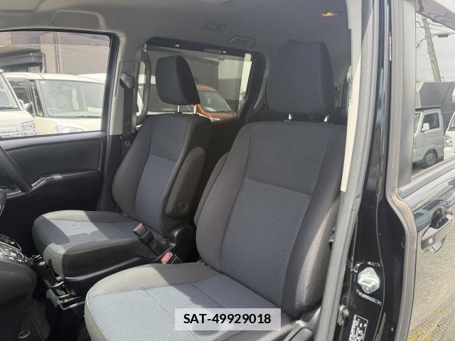 Toyota NOAH 2020-01 7815325-17