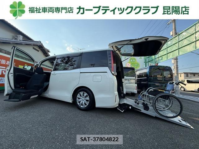 Toyota NOAH 2021-06 7815330-0