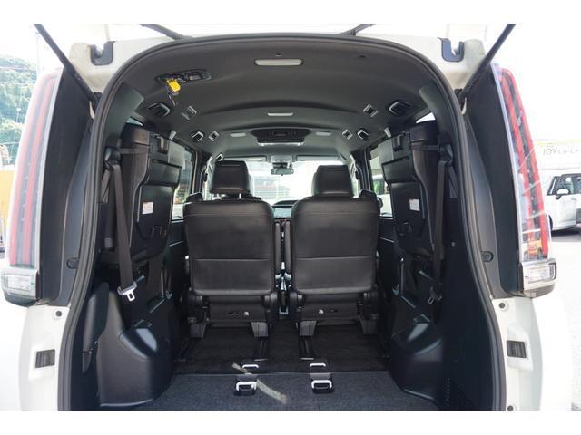 Toyota NOAH 2018-11 7815525-9