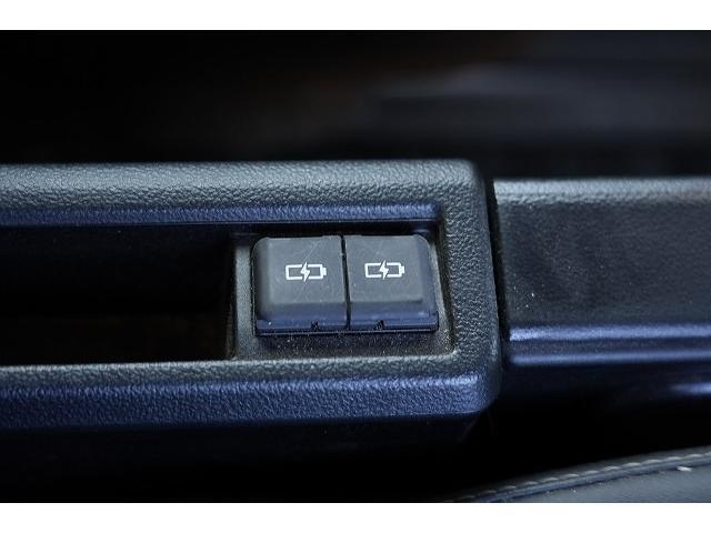 Toyota NOAH 2023-08 7815579-15