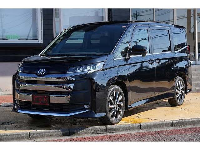 Toyota NOAH 2023-08 7815579-17