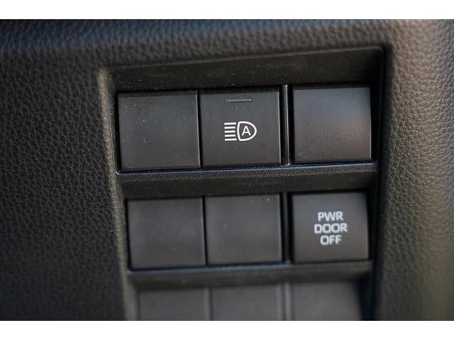 Toyota NOAH 2023-08 7815579-8