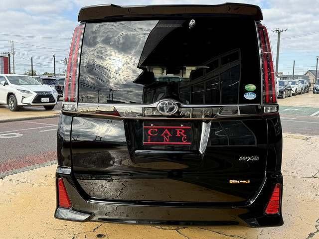 Toyota NOAH 2019-02 7815587-18