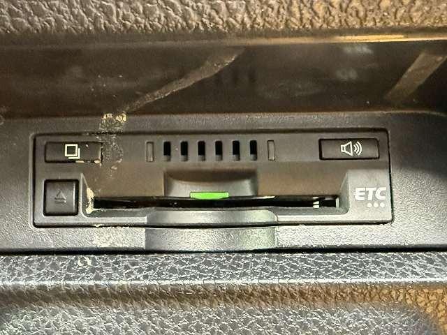 Toyota NOAH 2019-02 7815587-9