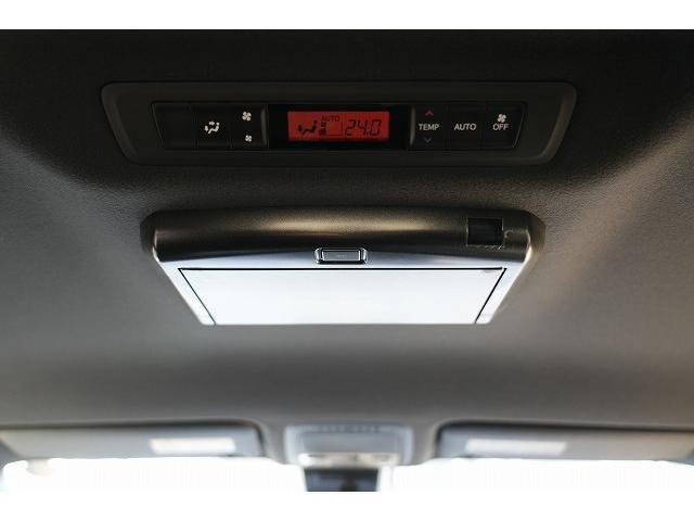 Toyota NOAH 2017-09 7815595-13