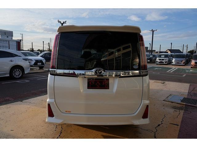 Toyota NOAH 2017-09 7815595-2