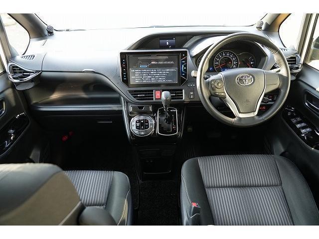 Toyota NOAH 2017-09 7815595-3