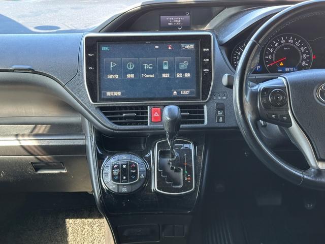 Toyota NOAH 2017-09 7815637-2