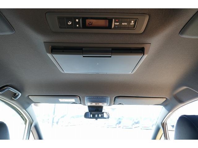 Toyota NOAH 2018-03 7815682-15