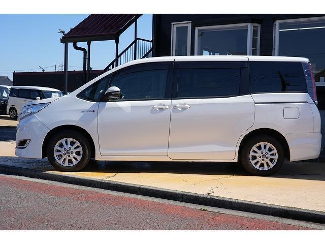 Toyota NOAH 2018-09 7815683-18