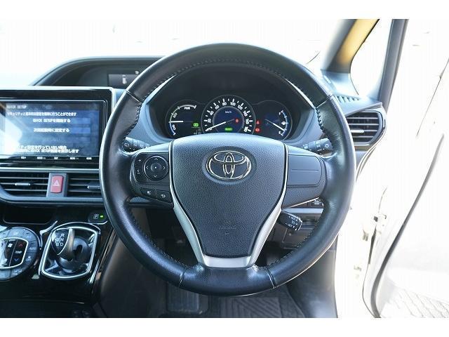 Toyota NOAH 2018-09 7815683-3