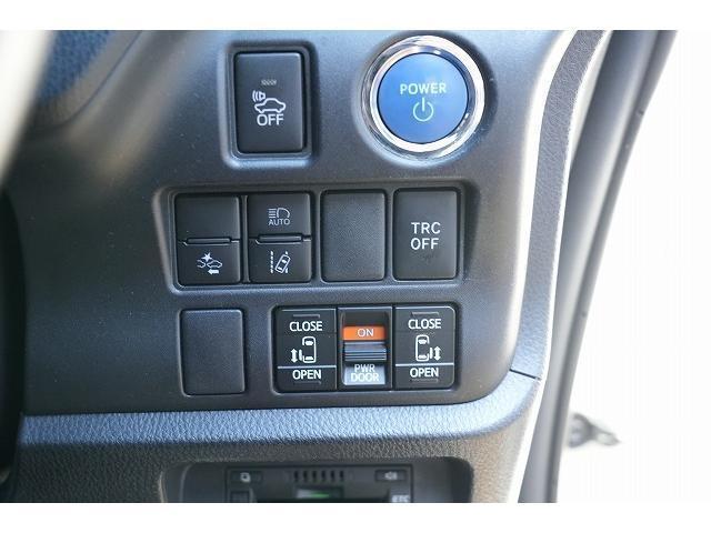 Toyota NOAH 2018-09 7815683-7