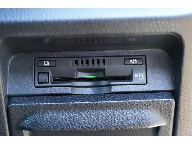 Toyota NOAH 2018-09 7815683-8