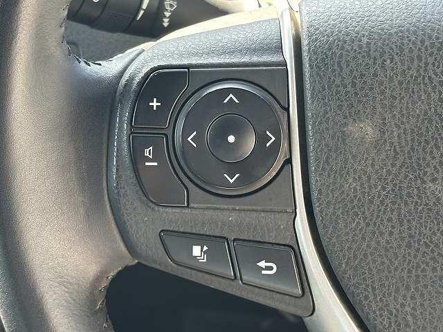 Toyota NOAH 2018-05 7815692-10