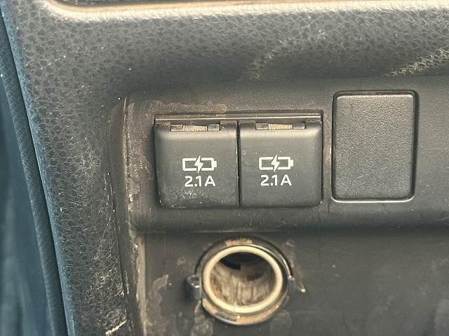 Toyota NOAH 2018-05 7815692-12