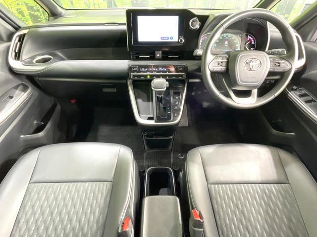 Toyota NOAH 2022-11 7815923-1