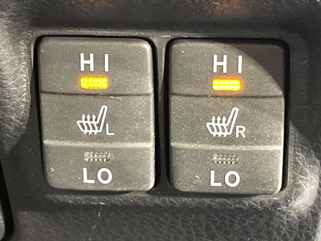 Toyota NOAH 2018-09 7815973-6