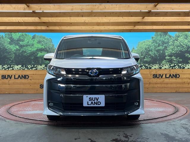 Toyota NOAH 2022-03 7816260-14