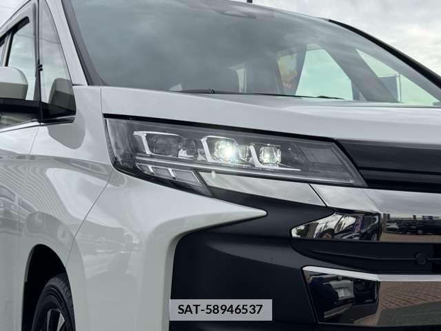 Toyota NOAH 2025-03 7816301-14