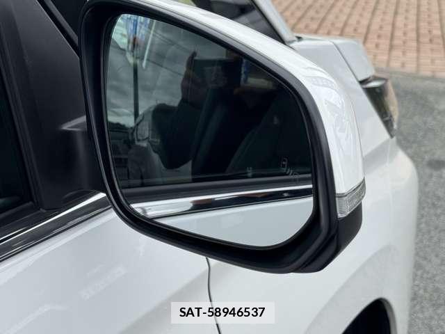 Toyota NOAH 2025-03 7816301-17