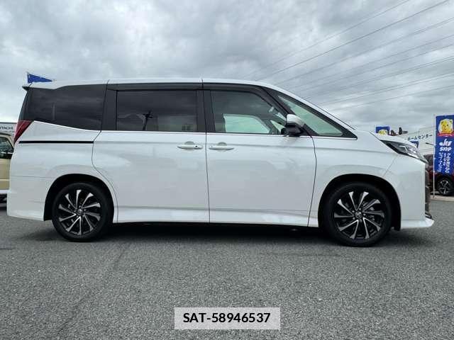 Toyota NOAH 2025-03 7816301-3