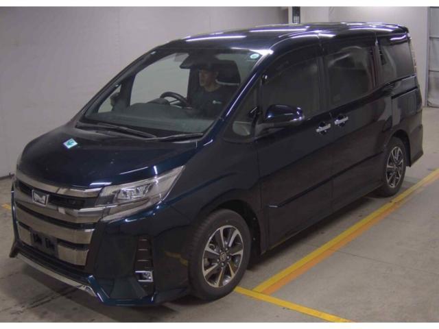 Toyota NOAH 2019-06 7816657-0
