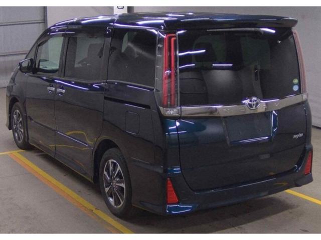 Toyota NOAH 2019-06 7816657-4
