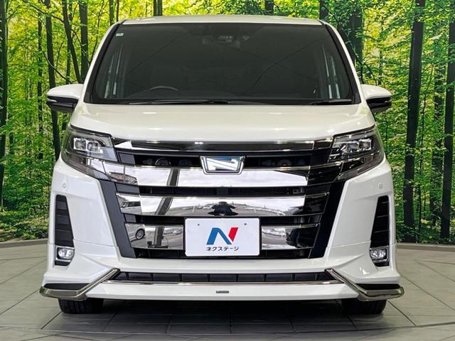 Toyota NOAH 2017-07 7816741-14