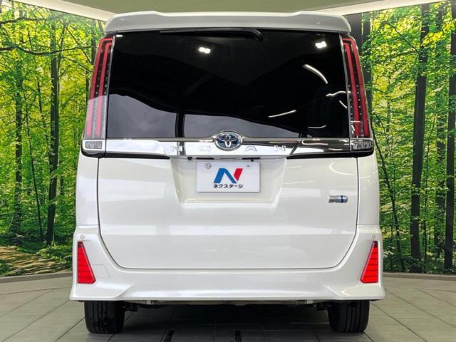 Toyota NOAH 2017-07 7816741-15