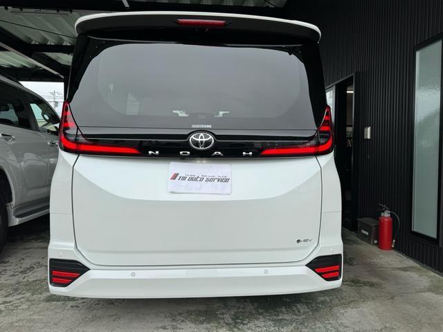 Toyota NOAH 2026-05 7816793-13