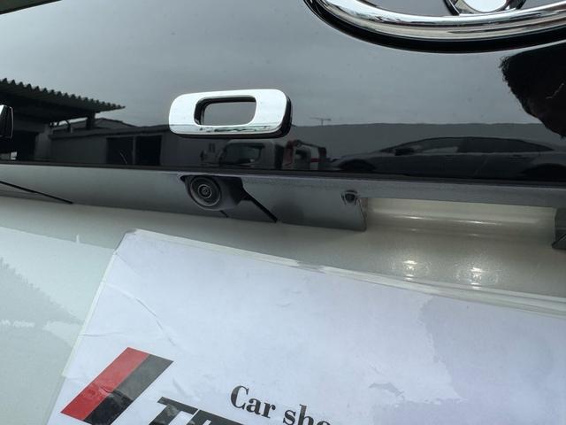 Toyota NOAH 2026-05 7816793-16