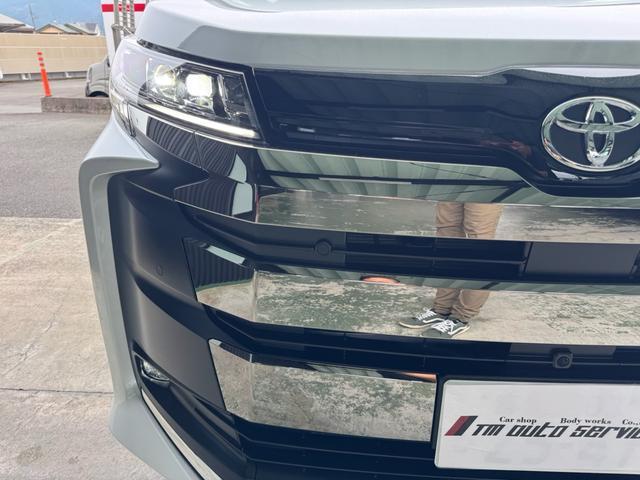 Toyota NOAH 2026-05 7816793-8